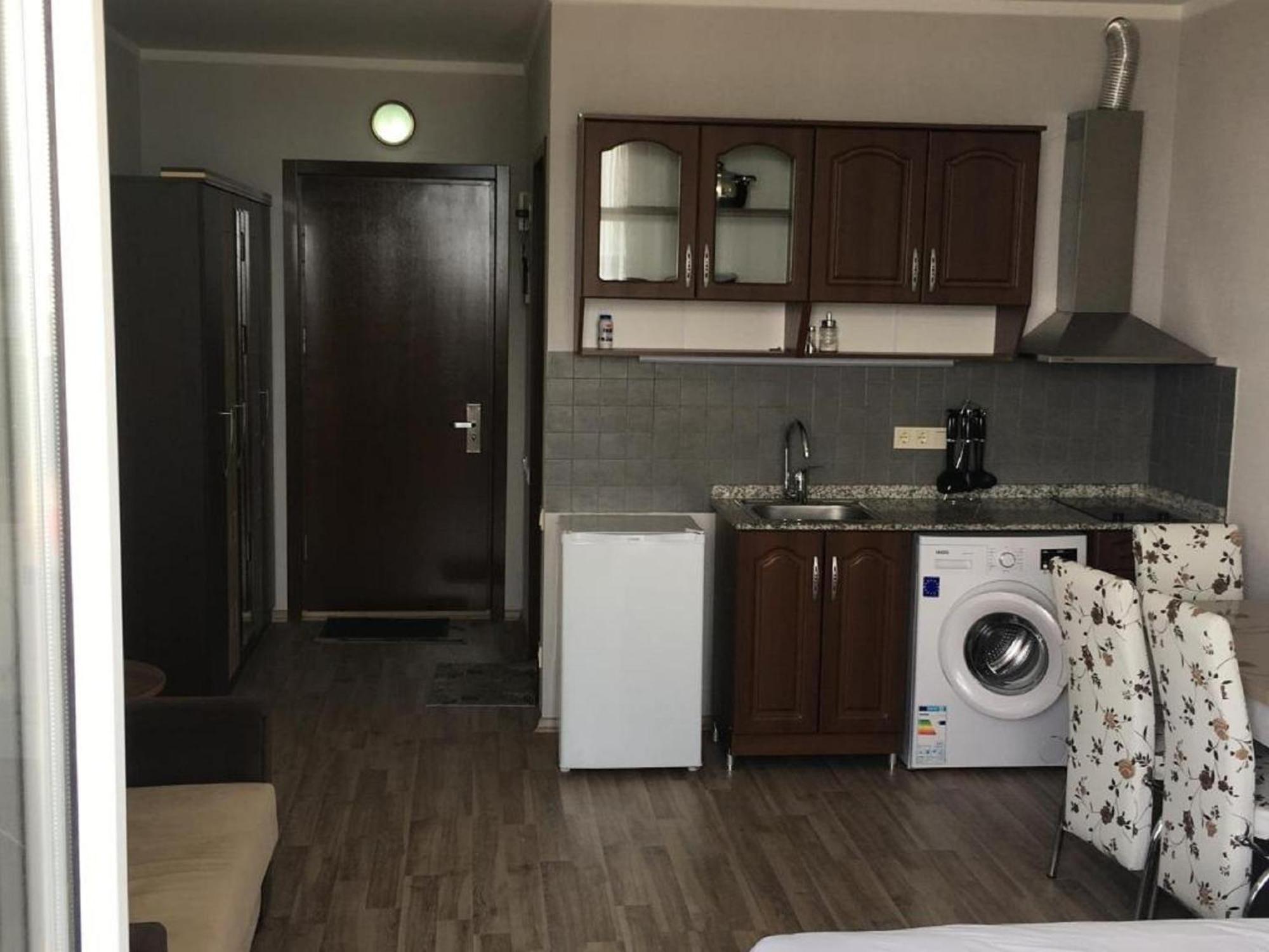 Apart Hotel Black Sea Towers バトゥーミ エクステリア 写真